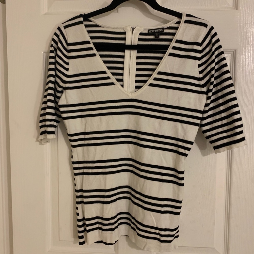 Express sweetheart top